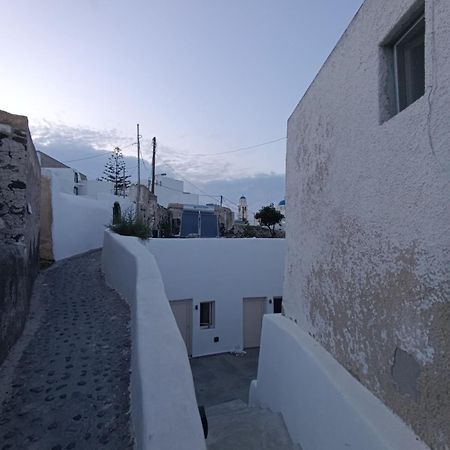 Cycladic Center Cave Rooms ثيرا المظهر الخارجي الصورة